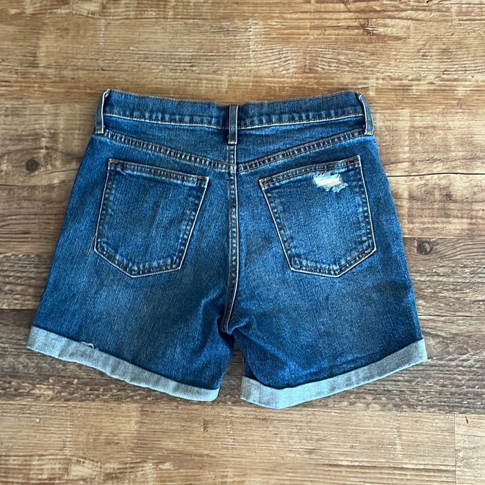 Gap 5” Distressed Cuffed Denim Shorts Women’s Size 25 - Picture 4 of 7